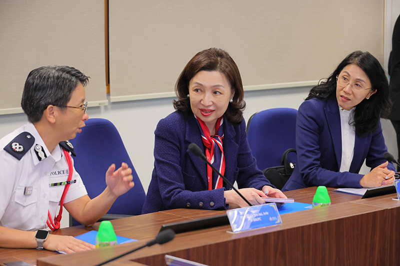 與警方交流2025年10月24日(2) 與警方交流2025年10月24日(2)