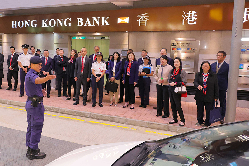 與警方交流2025年10月24日(6) 與警方交流2025年10月24日(6)