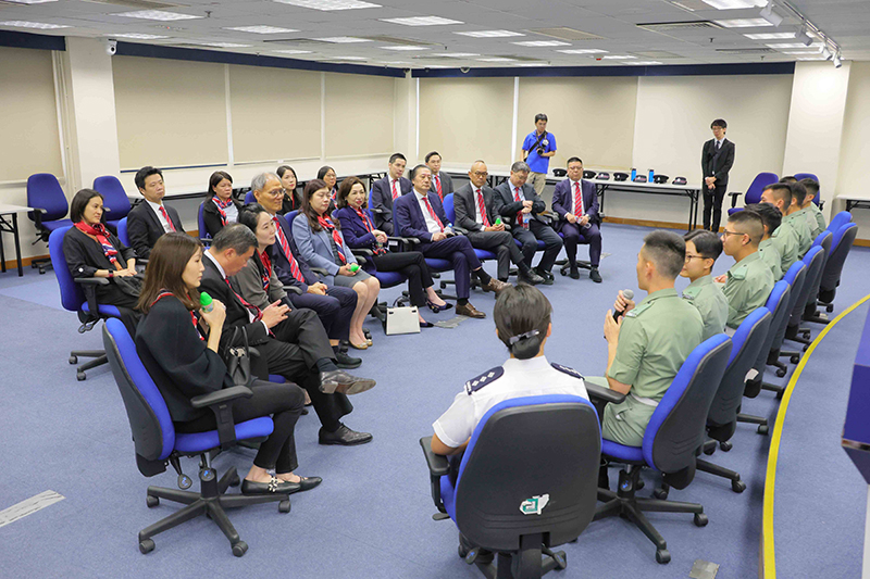 與警方交流2025年10月24日(7) 與警方交流2025年10月24日(7)